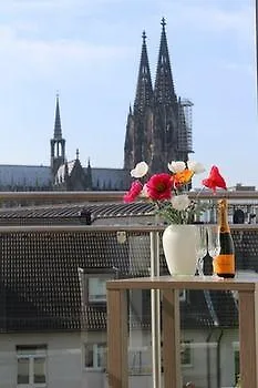 Haus Am Dom - Apartments Und Ferienwohnungen Cologne