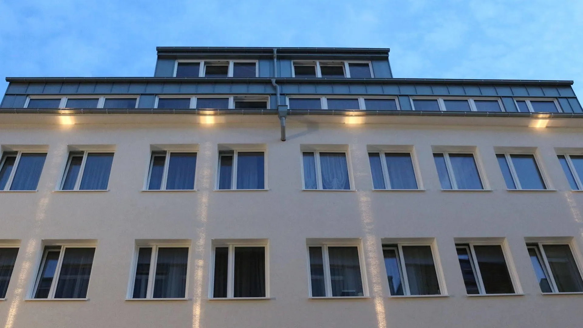 Haus Am Dom - Apartments Und Ferienwohnungen Cologne 0*,