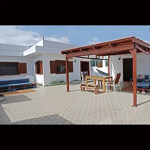 Self-catering W/ Terrace , Tarrafal (Santiago) Kap Verde